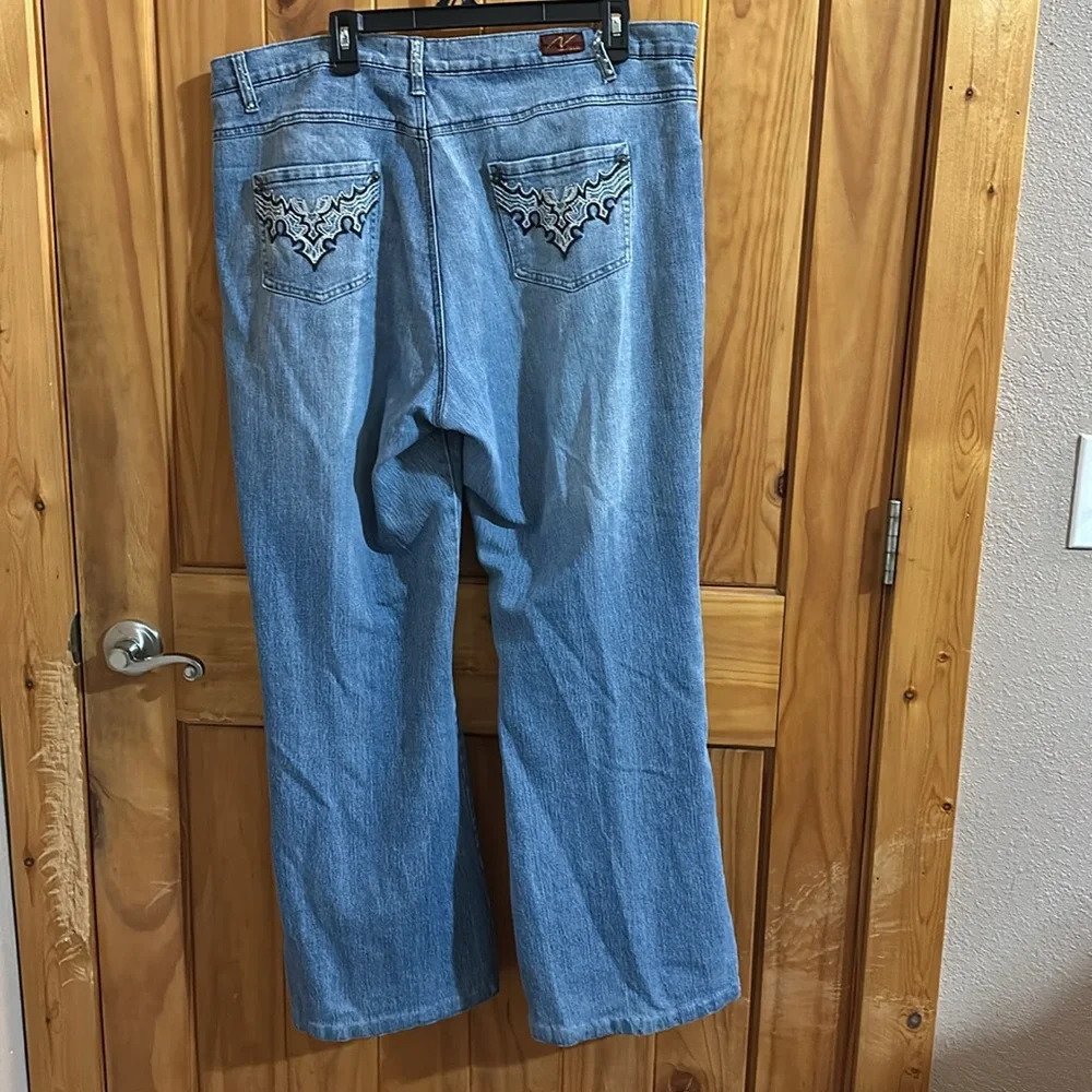 Neeso Premium Jeans Size 18 - Picture 8 of 9